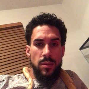 Meet your Posher, Luis